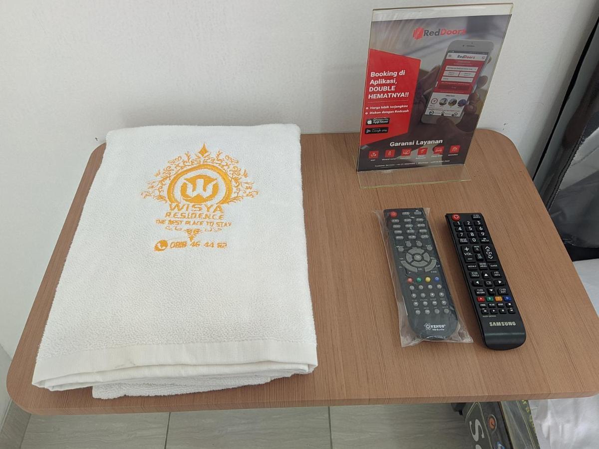 Reddoorz Syariah Near Jalan Caman Raya Bekasi 호텔 외부 사진